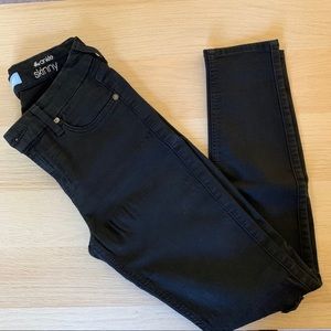 7 For All Mankind (B)Air Ankle Skinny Exposed Knee